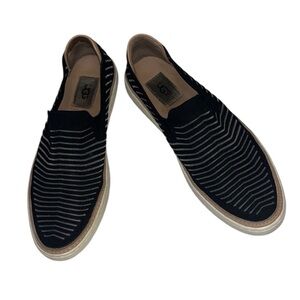 UGG Black Sammy Breeze Knit Slip-On Sneakers Gray Stripe Tan Leather Accent